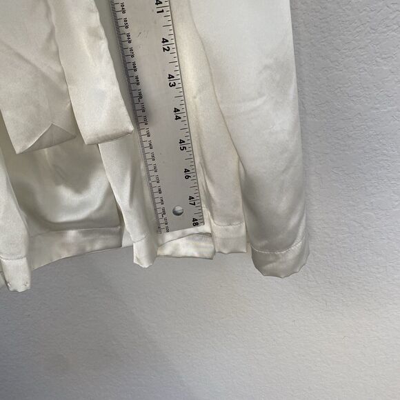 Vintage Victoria's Secret Ivory Satin Robe Black Trim Belted XS/S Bride To Be - Picture 9 of 11